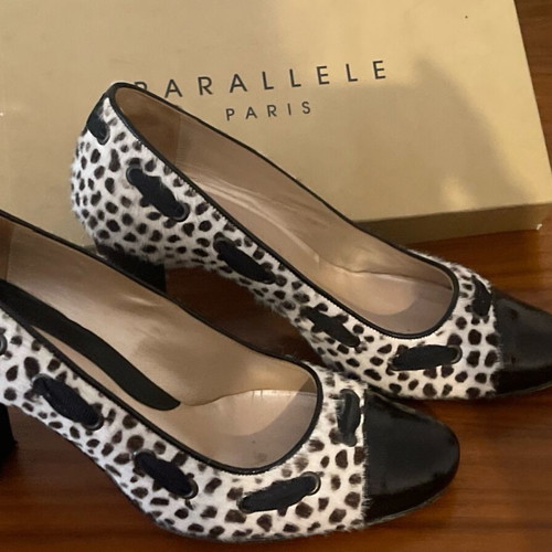 Parallele Paris pumps used with thick heel size 38 black and white