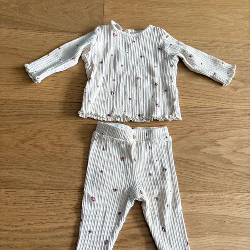 Zara clothing set like new, size 3-6 months