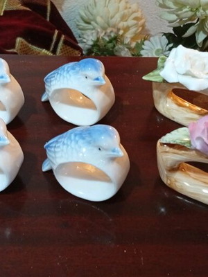 Porcelain napkin rings like new, set of 10 pieces