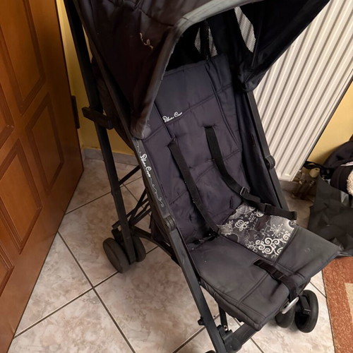 Baby stroller used, lightweight and practical