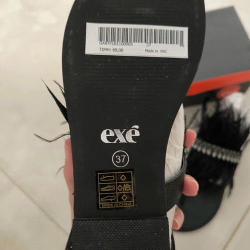 Exe women's sandals with feathers, new, size 37, black