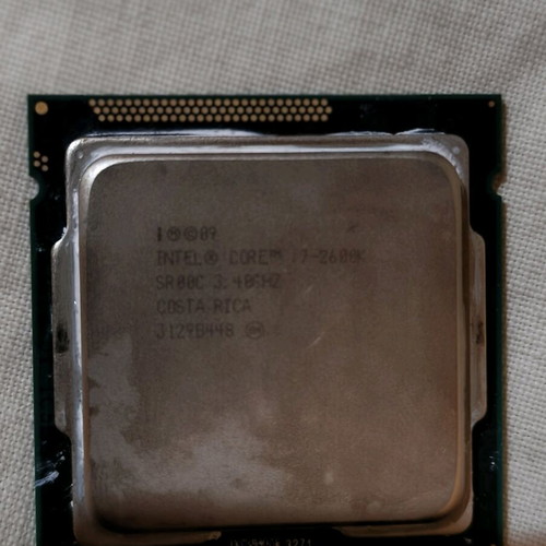 I7 2600k used with 16GB DDR3 Hype X Beast RAM, 120GB SSD, 250GB HDD