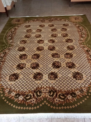 Rug 260×195 used, green