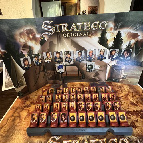 Stratego Original Deluxe board game by Jumbo B.V
