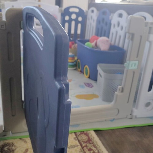 Baby Playpen Large Expandable with Double-Sided Mat, Blue/White