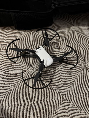 Dji Tello дрон в отлично състояние