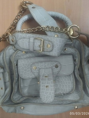 Women's handbag used, gray and beige, 0.30x0.20 m