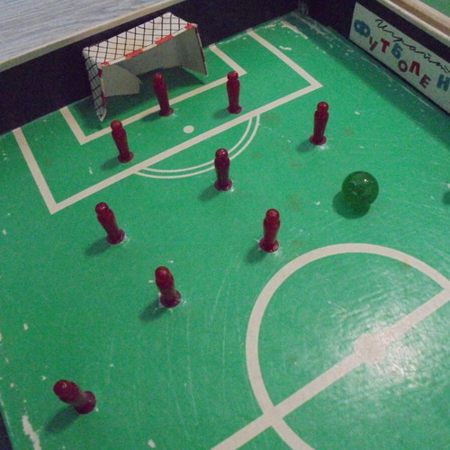 Football Duel board game used, vintage Bulgarian edition