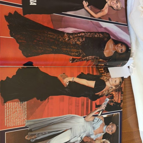 Hello magazine December 2016 issue