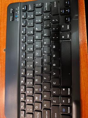 Bluetooth keyboard like new