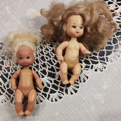 Bibi Bo dolls used, set of two babies