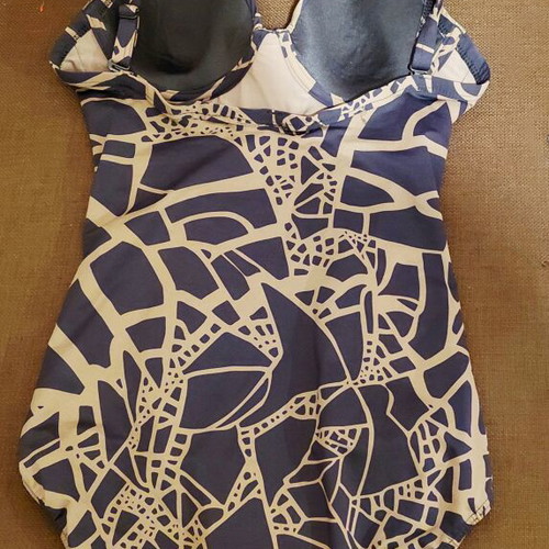 Triumph one-piece swimsuit EU 38B, geometric blue beige pattern