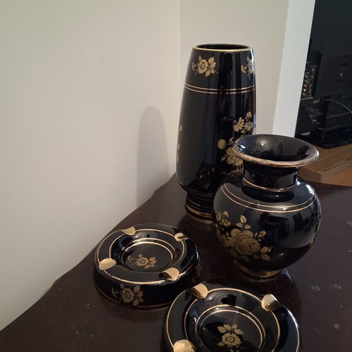 Ceramic set used, Greek made, black with 24k gold, 2 ashtrays and 2 vases