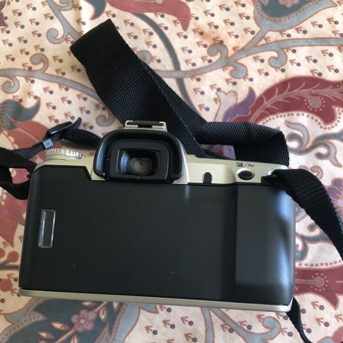 Pentax MZ-50 SLR film camera like new