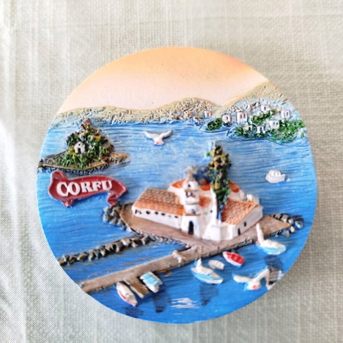Magnets like new, set of two pieces