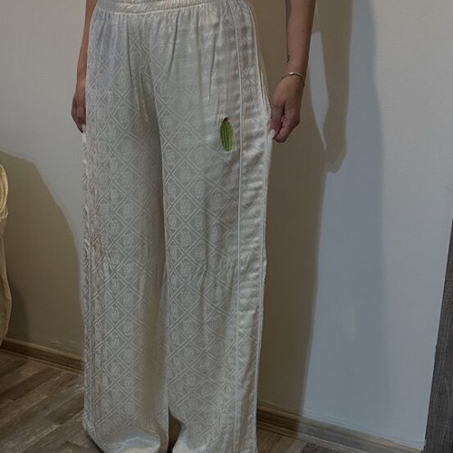 Peacock Pants new, size S, gold color
