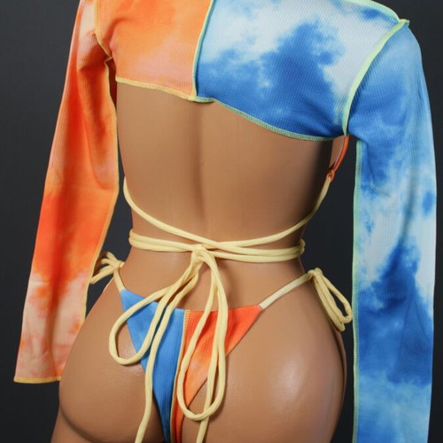 Three-Piece Swimsuit New with Color-Fading Effect in Blue and Red
