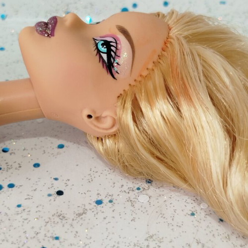 My Scene Kennedy Bling Bling doll nude with flaws