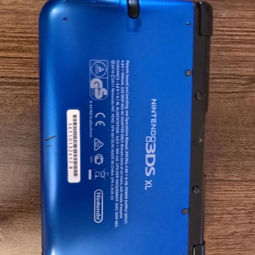 Nintendo 3DS XL unlocked used with 64GB SD card and charger