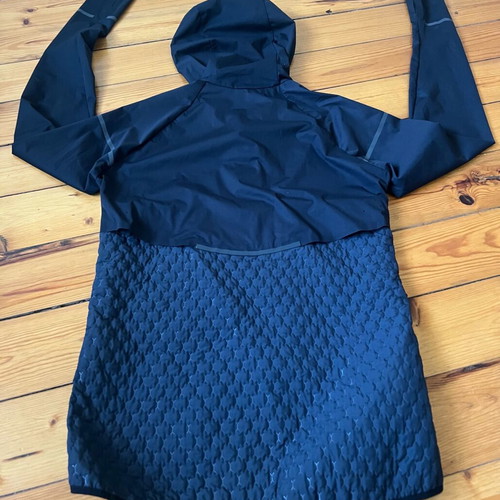 Compressport Winter Insulated Jacket S like new, black