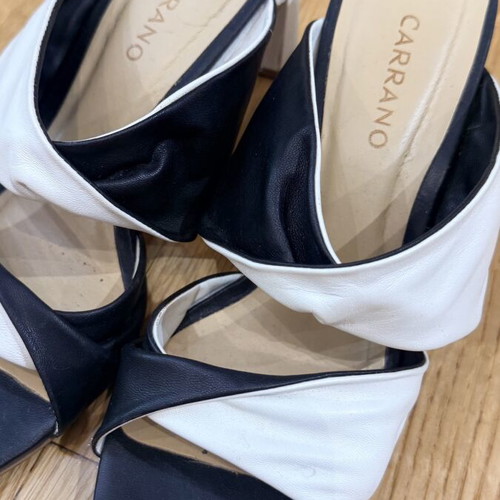 Carrano leather mules like new, black and white, size 38