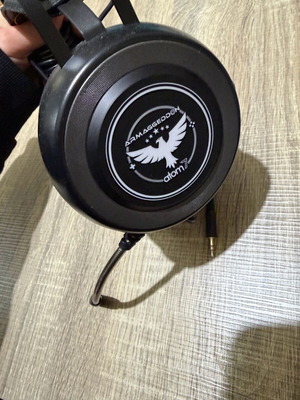 Armageddon Atom7 gaming headphones like new, wired