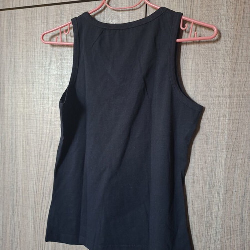 Black sleeveless top medium with silver print like new