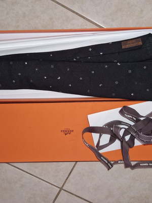 Hermes authentic tie, unworn