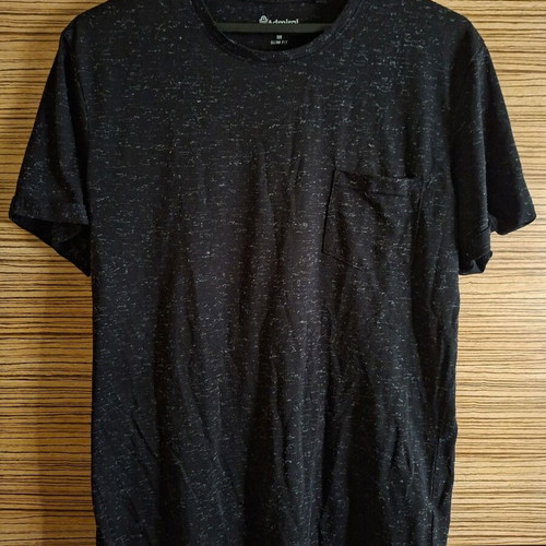 Admiral slim fit black t-shirt used, size M