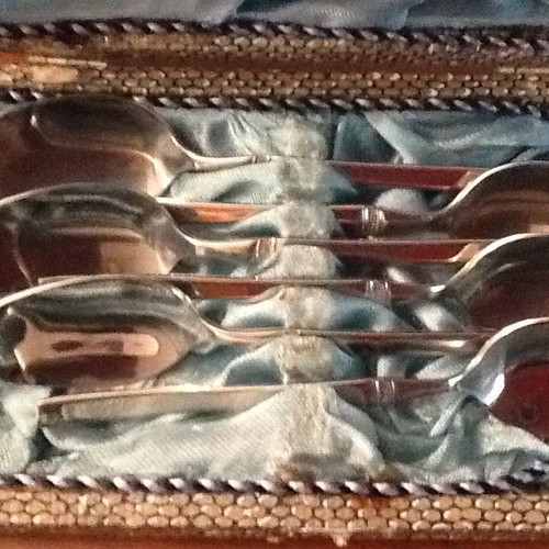 Silver-plated dessert spoons new, set of 6 in 1970 vintage case