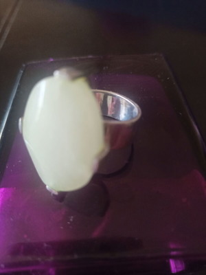 Silver solid 925 ring with green aventurine like new