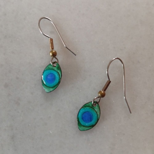 Youth jewelry sets with turquoise and red satin chokers