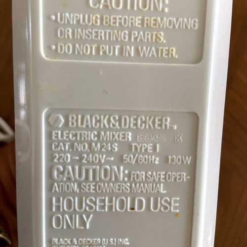 Black & Decker Mixer 130W with two sets of beaters