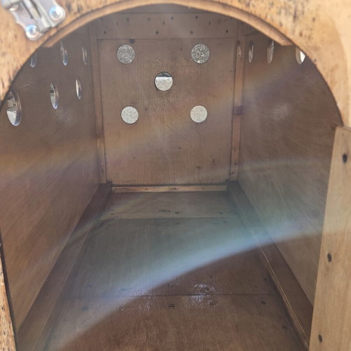 Wooden dog transport cage with tow hitch