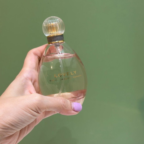 Sarah Jessica Parker Lovely Eau de Parfum 100ml like new