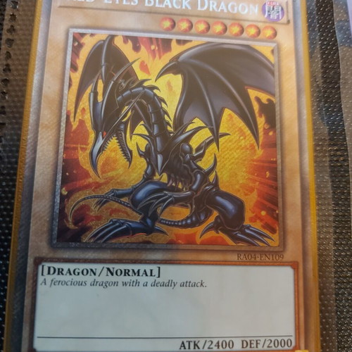 Red Eyes Black Dragon Alternative Art Platinum Secret Rare card like new