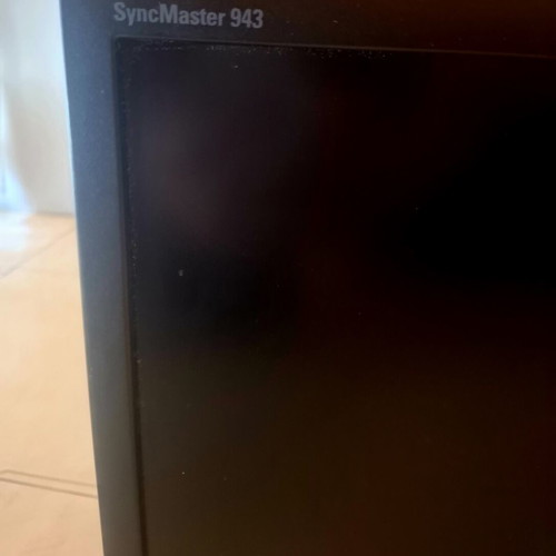 Samsung SyncMaster 943SN 19" LCD monitor used, with cables