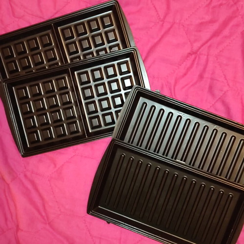 Replacement Plates Set for Toaster Waffle and Grill 22.5x13 cm like new