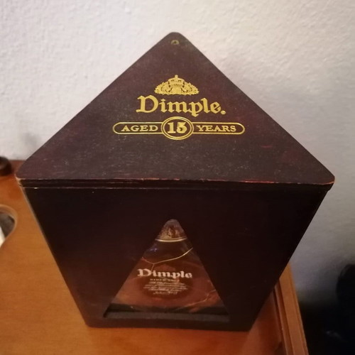 DIMPLE WHISKY 15 Years OLD SEALED in Wooden Box (21 Years in My Possession, 36 Years Old Today)