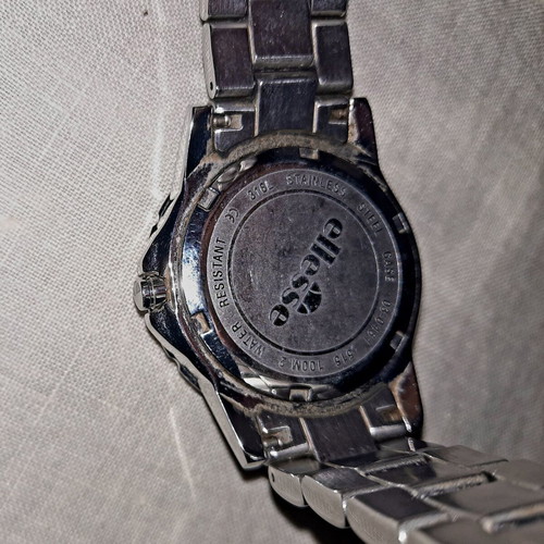 Ellesse women's watch like new with steel case and bracelet
