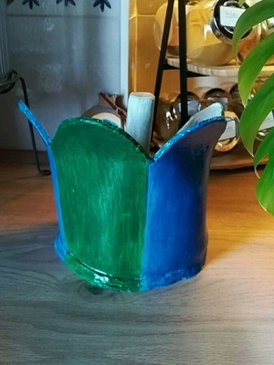 Handmade clay organizer case like new, two-tone blue and green