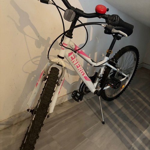 Energy MTB 24” mountain bike like new, Shimano 18-speed, V-brakes