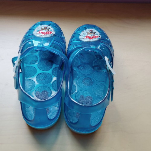Silicone sandals like new, size 34/35, blue