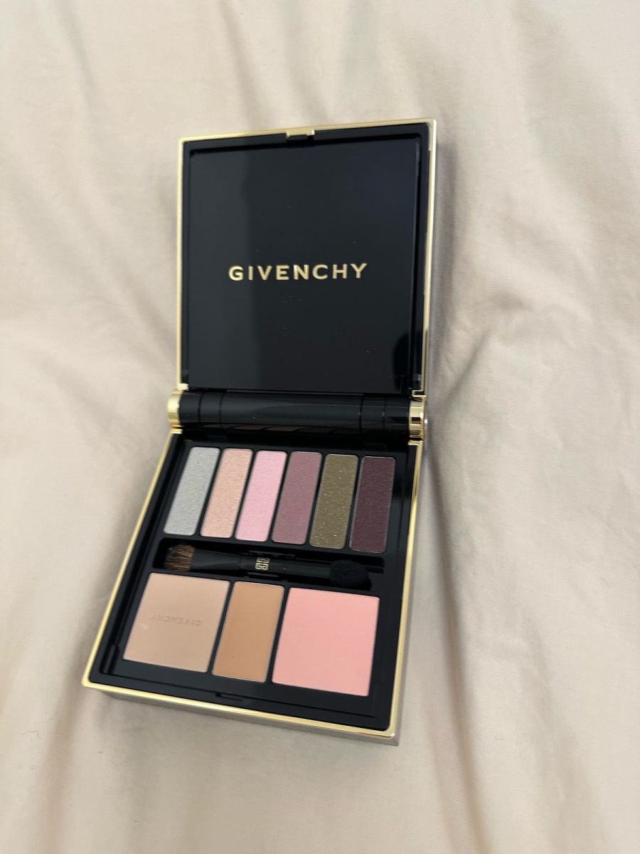 【新品未使用】givency travel makeup palette Givenchy Travel Makeup Palette 2025 | ciclica.eu