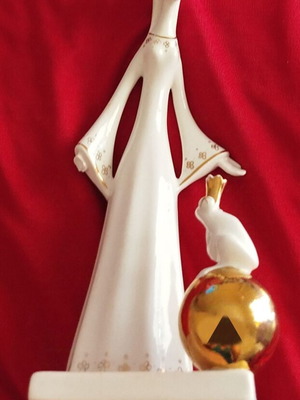 Decorative porcelain used from Budapest, 20 cm tall