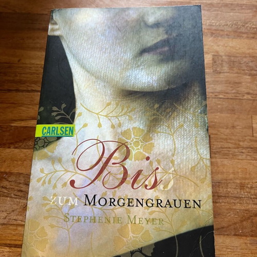 Μυθιστόρημα Stephanie Meyer γερμανικό σαν καινούργιο, σειρά 5 βιβλίων