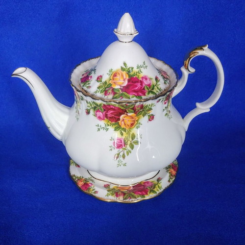 Royal Albert Old Country Roses bone china teapot base like new