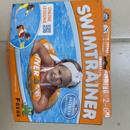 Baby float like new for first baths