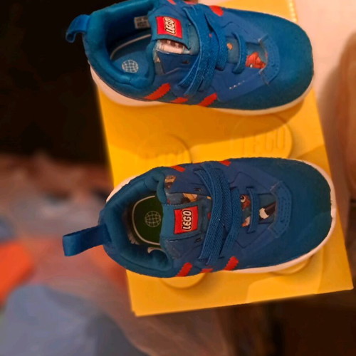 Adidas kids sports shoes like new