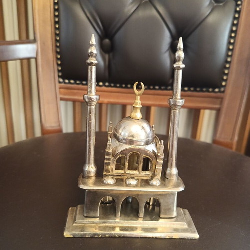 Souvenir replica of Ortaköy Mosque metal used